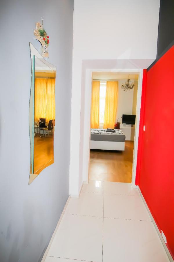 Deluxe Apartment 5P Mm A Vienna Esterno foto