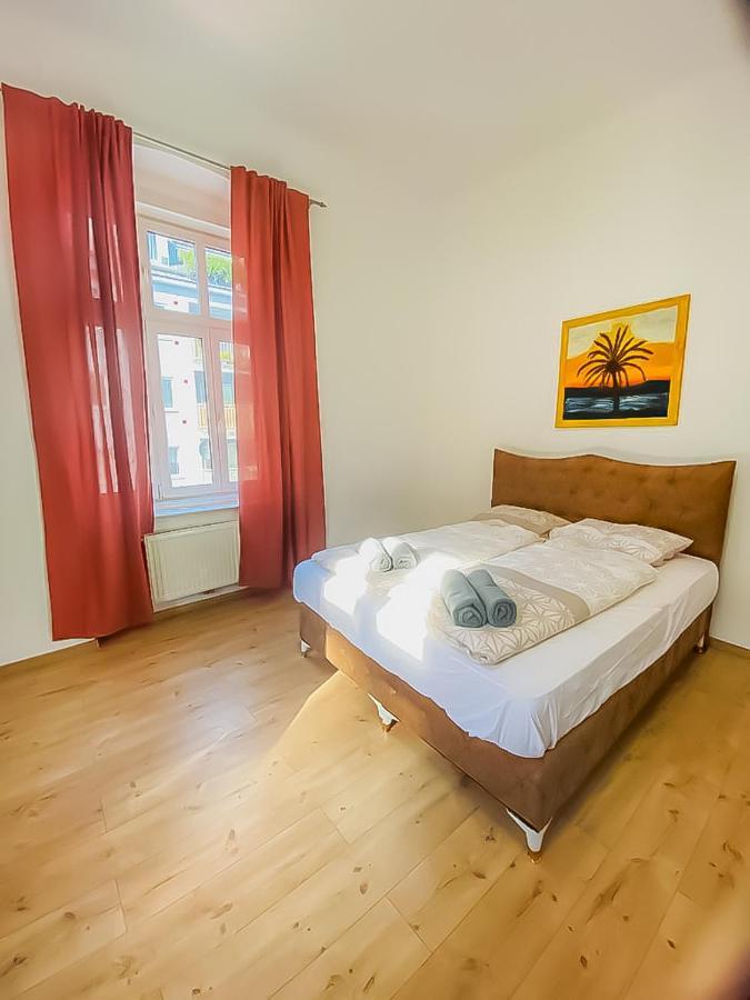 Deluxe Apartment 5P Mm A Vienna Esterno foto