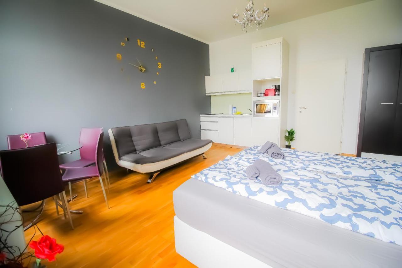 Deluxe Apartment 5P Mm A Vienna Esterno foto