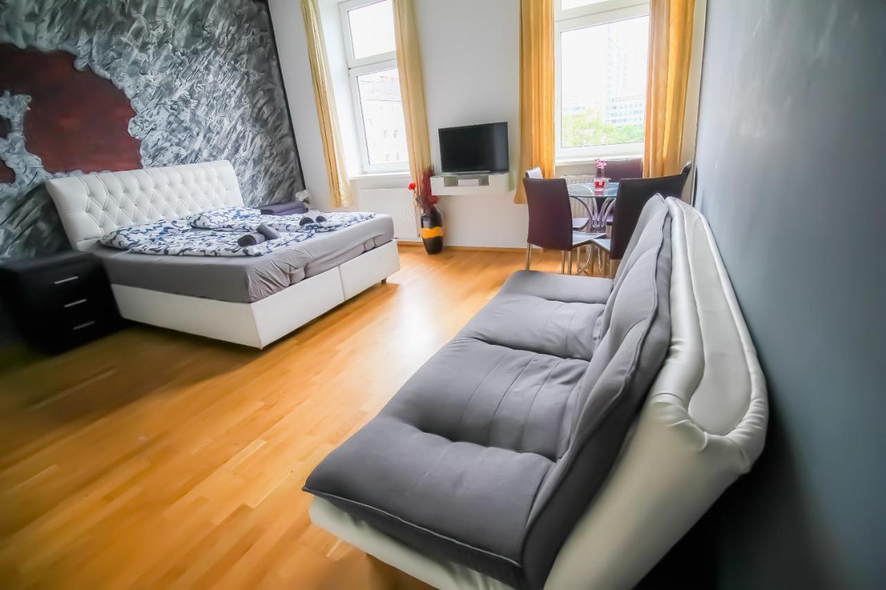 Deluxe Apartment 5P Mm A Vienna Esterno foto